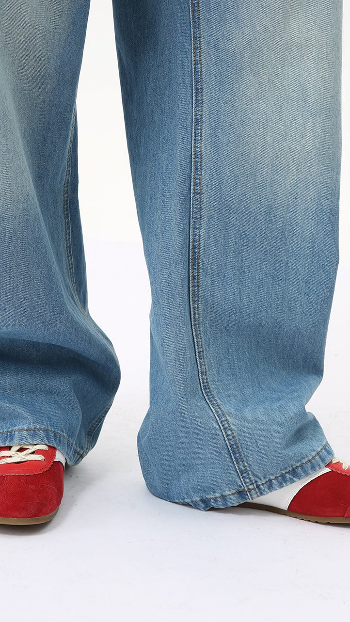 Heritage Street Wide-Leg Jeans