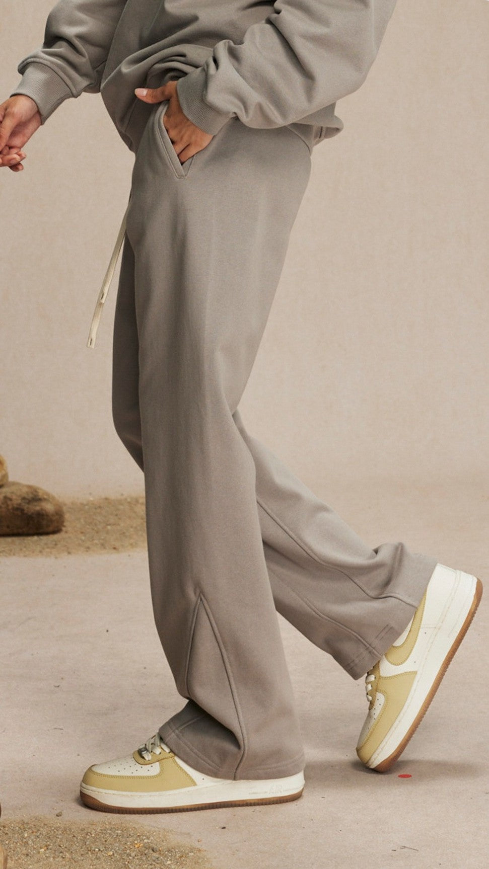 Ridgeway Drawstring Flare Sweatpants